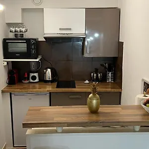 Apartment 2 Pieces, Nice